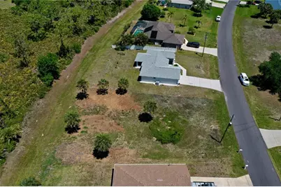 135 Long Meadow Lane, Rotonda West, FL 33947 - Photo 10