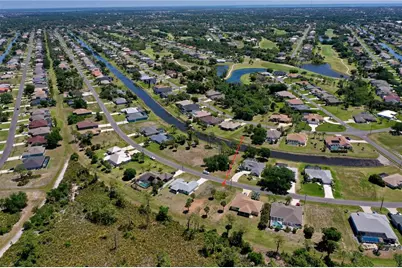 135 Long Meadow Lane, Rotonda West, FL 33947 - Photo 8