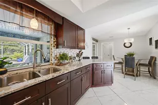 2463 Celebes Ct, Punta Gorda, FL 33951 - Photo 10