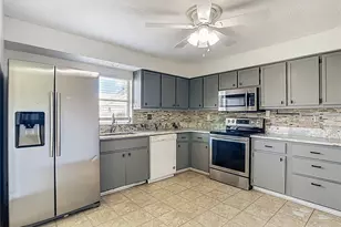610 Chamber St NW, Port Charlotte, FL 33948 - Photo 14