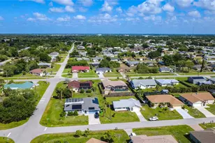 610 Chamber St NW, Port Charlotte, FL 33948 - Photo 4