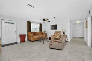 20153 Midway Blvd, Port Charlotte, FL 33952 - Photo 4