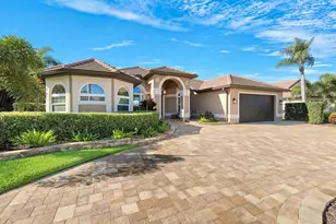 2022 El Dorado Pkwy W, Cape Coral, FL 33914 - Photo 8
