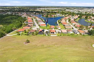 11198 Lakeland Cir, Fort Myers, FL 33913 - Photo 50