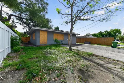 1423 18th Street W, Bradenton, FL 34205 - Photo 12