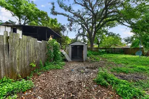 1423 18th St W, Bradenton, FL 34205 - Photo 14