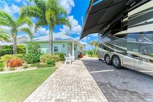 8318 SW Sand Crane Cir, Arcadia, FL 34269 - Photo 16