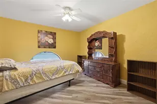 12902 SW David Dr, Lake Suzy, FL 34269 - Photo 26