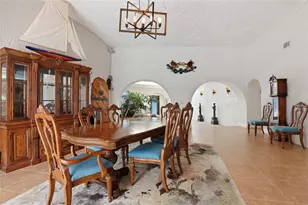 12902 SW David Dr, Lake Suzy, FL 34269 - Photo 8
