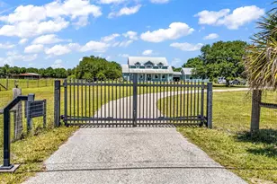 7662 SW Liverpool Rd, Arcadia, FL 34269 - Photo 2