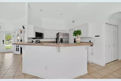 3809 Agualinda Boulevard, Cape Coral, FL 33914 - Photo 20