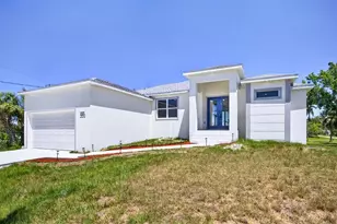 641 Bonita Ct, Punta Gorda, FL 33950 - Photo 1