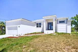 200 Leach Dr, Punta Gorda, FL 33950 - Photo 1