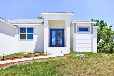 200 Leach Drive, Punta Gorda, FL 33950 - Photo 2