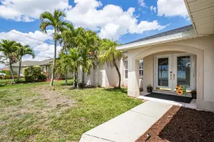 5333 SW 16th Pl, Cape Coral, FL 33914 - Photo 6