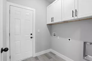 18292 Troon Ave, Port Charlotte, FL 33948 - Photo 36