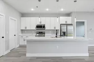18292 Troon Ave, Port Charlotte, FL 33948 - Photo 14