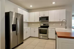 25161 E Lenox Cir, Punta Gorda, FL 33950 - Photo 20