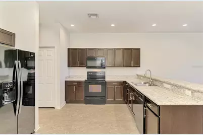 4745 Vignette Way, Sarasota, FL 34240 - Photo 10