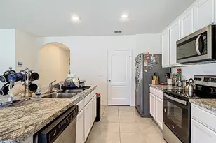 132 Sofia Ln, Lake Alfred, FL 33850 - Photo 4
