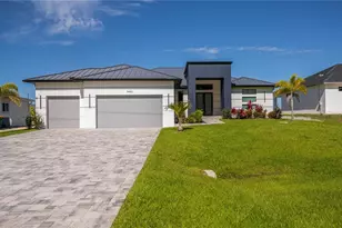 9493 St Paul Dr, Port Charlotte, FL 33981 - Photo 1