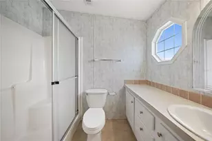 2100 Kings Hwy, Port Charlotte, FL 33980 - Photo 16