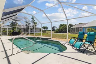 54 Medalist Pl, Rotonda West, FL 33947 - Photo 36
