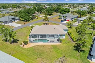 54 Medalist Pl, Rotonda West, FL 33947 - Photo 48