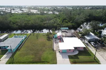 232 Darst Avenue, Punta Gorda, FL 33950 - Photo 1
