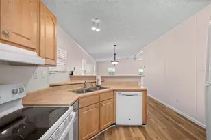 1000 Kings Hwy, Port Charlotte, FL 33980 - Photo 16
