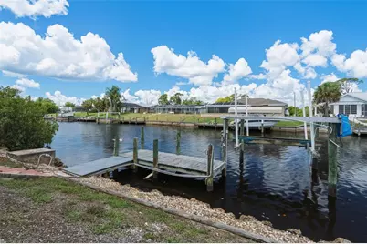 3197 Rock Creek Drive, Port Charlotte, FL 33948 - Photo 4
