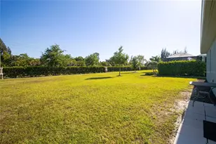 25292 E Lenox Cir, Punta Gorda, FL 33950 - Photo 36