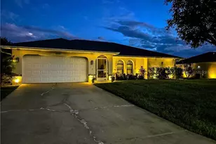 420 SW 37th St, Cape Coral, FL 33914 - Photo 2