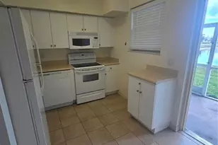 8312 Bernwood Cove Loop, Fort Myers, FL 33966 - Photo 2