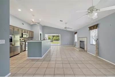 13440 SW Pembroke Circle N, Lake Suzy, FL 34269 - Photo 6