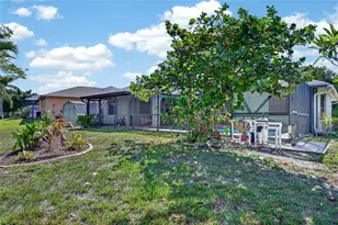 289 MacArthur Dr, Port Charlotte, FL 33954 - Photo 38