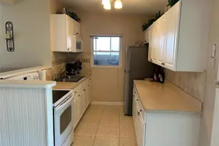 123 Poinsettia Cir NE, Port Charlotte, FL 33952 - Photo 12