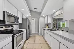 3000 Banyan Way, Punta Gorda, FL 33950 - Photo 12
