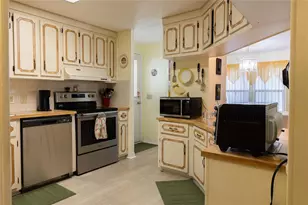 2100 Kings Hwy, Port Charlotte, FL 33980 - Photo 16
