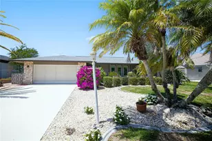 322 E Tarpon Blvd NW, Port Charlotte, FL 33952 - Photo 46