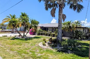 322 E Tarpon Blvd NW, Port Charlotte, FL 33952 - Photo 2