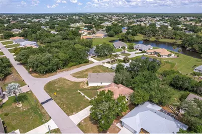 545 Encarnacion Street, Punta Gorda, FL 33983 - Photo 4