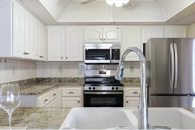 21441 Landis Avenue, Port Charlotte, FL 33954 - Photo 10