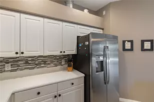 2725 Royal Palm Dr, North Port, FL 34288 - Photo 16