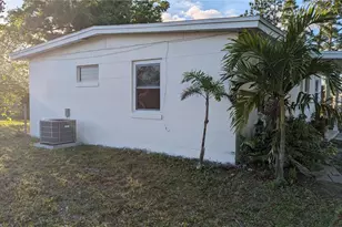 3108 Whiting Ln, Port Charlotte, FL 33952 - Photo 4