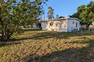 3108 Whiting Ln, Port Charlotte, FL 33952 - Photo 8