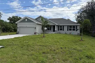404 Paramaribo St, Punta Gorda, FL 33983 - Photo 2