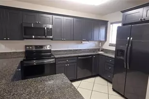 6033 34th Street W, Bradenton, FL 34210 - Photo 4
