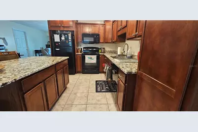 1823 SE 15th Street, Cape Coral, FL 33990 - Photo 4