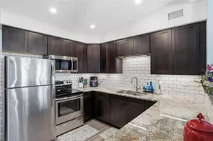 445 Palmetto Dr, Venice, FL 34293 - Photo 6